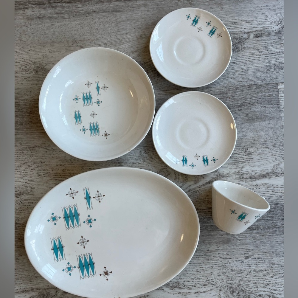 VTG Mount Clemons MODERN BLUE turquoise diamonds ATOMIC assortment.